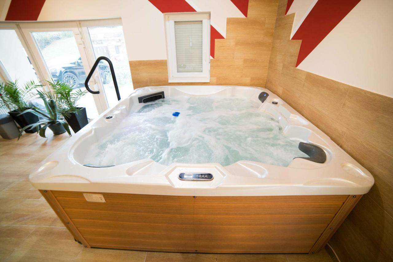 Hotel Brillwellness Zalakaros Esterno foto